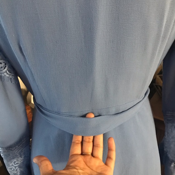 BB DAKOTA Lauryl Lace Insert Wrap Dress Sz 8 - Picture 7 of 8